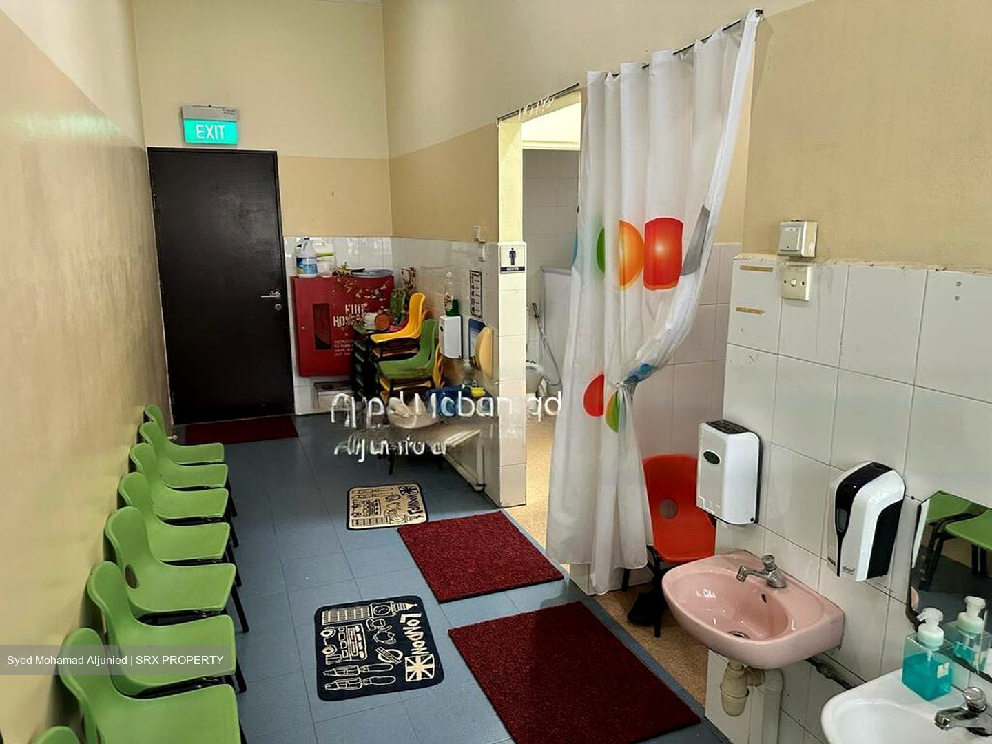 Palm Lodge (D14), Retail #472294001